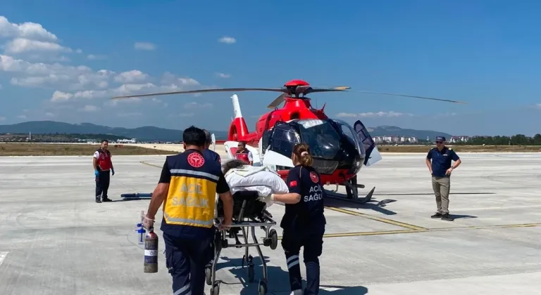 Kastamonu'da ambulans helikopter inme geçiren hasta için havalandı