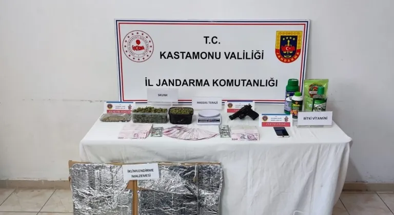 Kastamonu'da uyuşturucu operasyonunda gözaltına alınan 10 şüpheliden 2'si tutuklandı