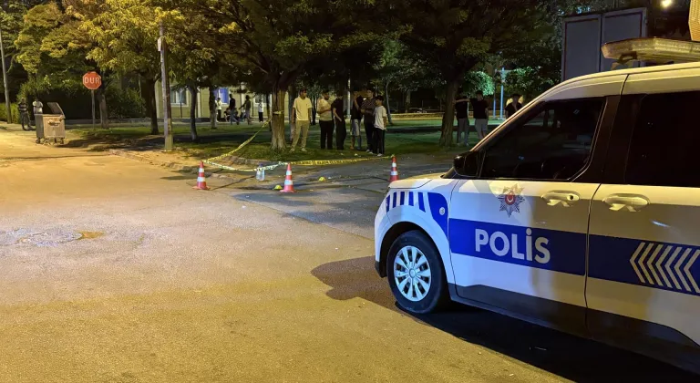 Kayseri'de bir parkta çıkan kavgada 2 kişi bıçakla yaralandı