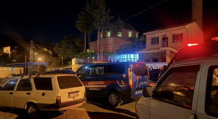 Kayseri'de cami avlusunda bıçaklı saldırıya uğrayan 2 kişi öldü