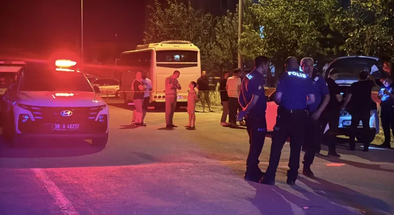 Kayseri'de çıkan silahlı kavgada kurşun isabet eden karı koca yaralandı