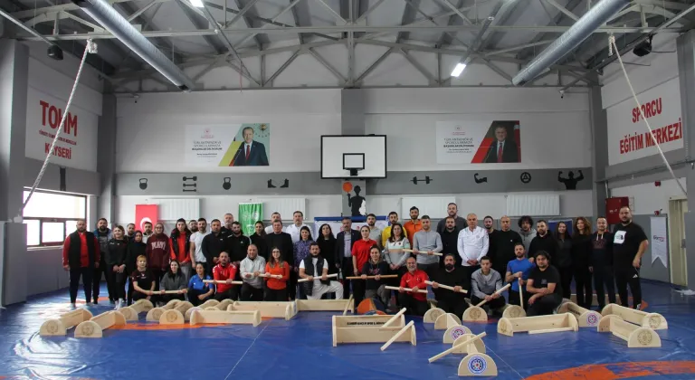 Kayseri'de düzenlenen Mas Güreşi 1. Kademe Yardımcı Antrenör Yetiştirme Kursu tamamlandı