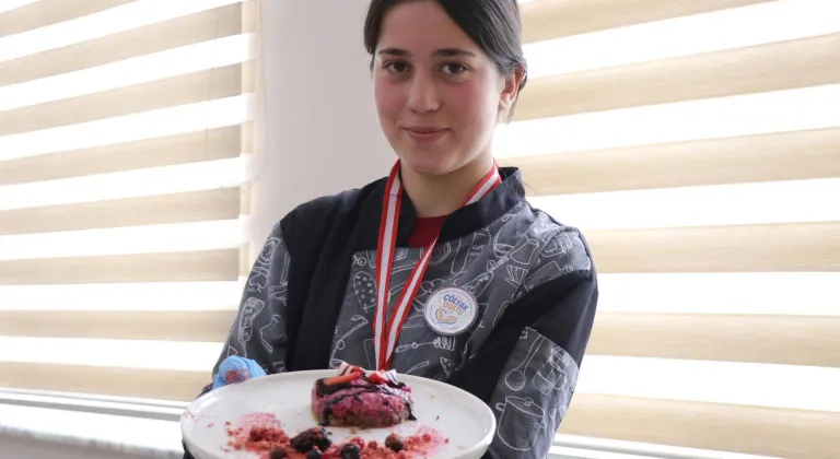 Kayseri'de lise öğrencileri kentin lezzetlerini glütensiz hazırladı