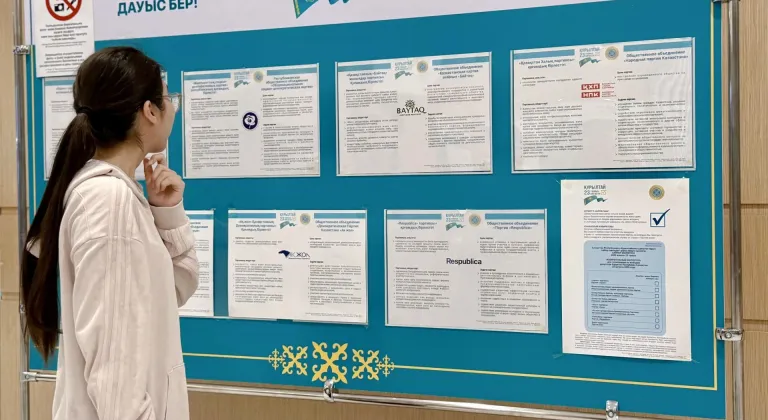 Kazakistan'da tek meclisli Kurultay'ın ilk seçimi yapılıyor