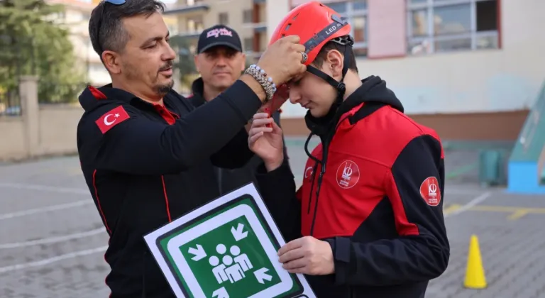 Keçiören’de öğrencilere afet ve yangın eğitimi
