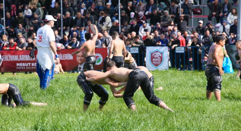 Kepez Belediyesi Yağlı Güreşleri'nde başpehlivanlığı Enes Doğan kazandı