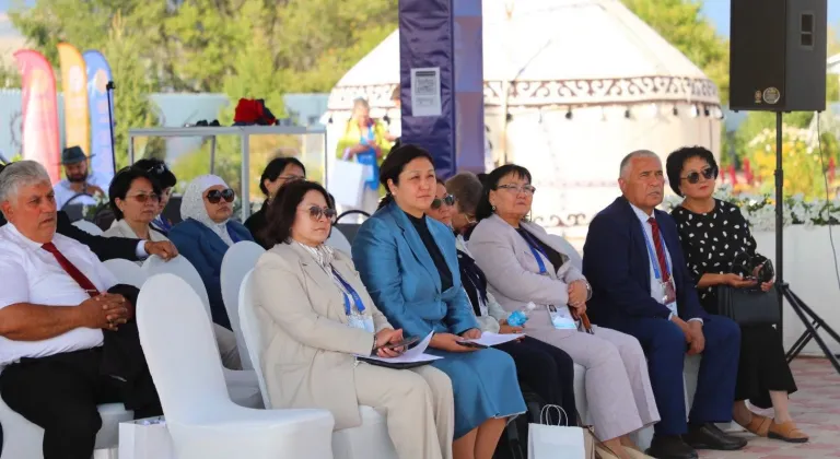 Kırgızistan'daki uluslararası bilimsel konferans sonuç bildirisiyle sona erdi