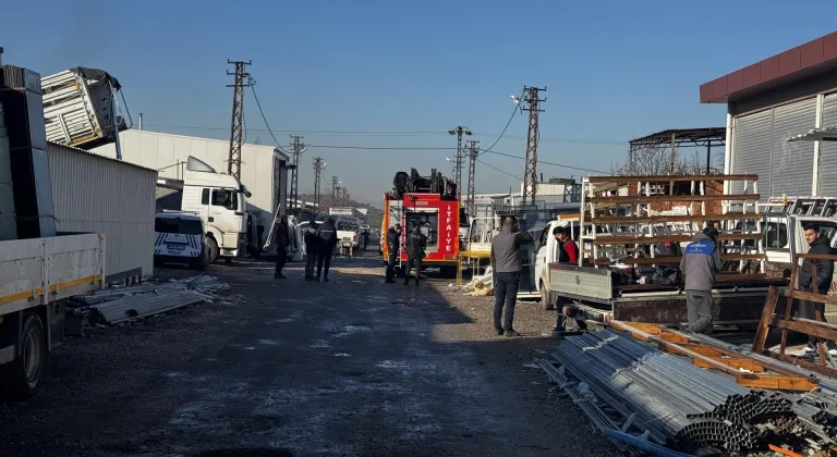 Kırklareli'nde iş yerinde çıkan yangında bir kişi yaralandı