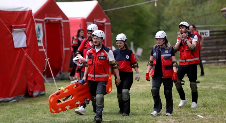 Kırklareli'nde UMKE personeline arama kurtarma eğitimi verildi
