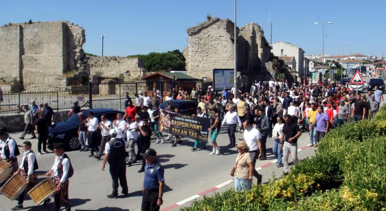 Kırkpınar başpehlivanı Erkan Taş, Sinop'ta coşkuyla karşılandı