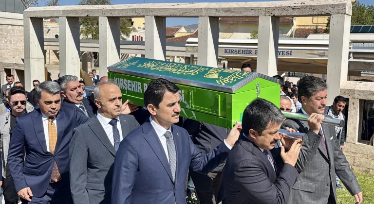 Kırşehir'de nefes borusuna çilek kaçan 2,5 yaşındaki çocuk hayatını kaybetti