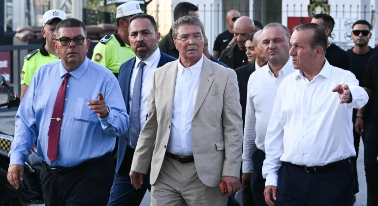 KKTC Başbakanı Üstel, Girne'deki kazaya ilişkin ön raporun en kısa sürede hazırlanacağını bildirdi