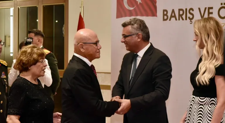 KKTC Cumhurbaşkanlığında Barış ve Özgürlük Bayramı resepsiyonu düzenlendi