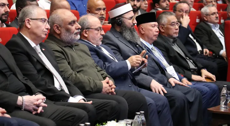Kocaeli'de 5. Uluslararası İslam Kültür ve Medeniyeti Sempozyumu başladı