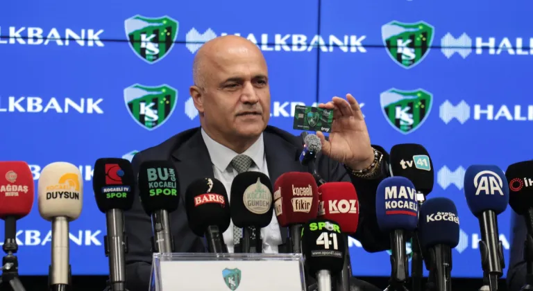 Kocaelispor ile Halkbank arasında taraftar kartı anlaşması imzalandı