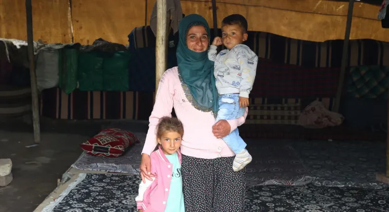 Konargöçer ailelerin ömrü sürülerinin peşinde geçiyor