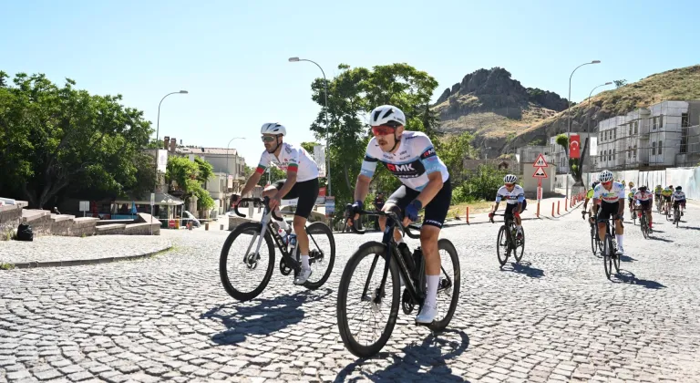 Konya'da Granfondo Yol Bisiklet Yarışı tamamlandı