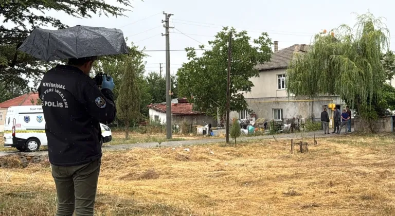 Konya'da komşular arasındaki kavgada 1 kişi silahla yaralandı