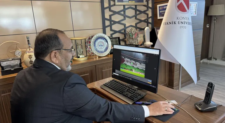 Konya'da rektörler, AA'nın "Yılın Kareleri" oylamasına katıldı