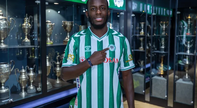 Konyaspor, Fransız futbolcu Jean-Luc Dompe'yi transfer etti