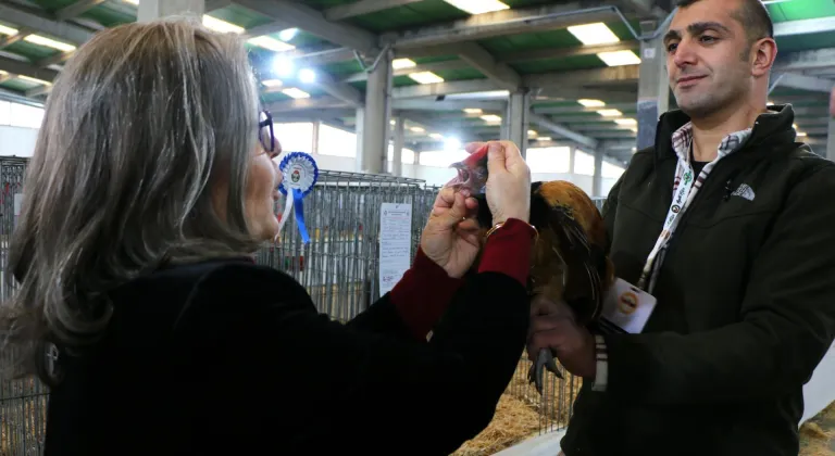 KOSGEB desteğiyle kurduğu işletmede "Tavuk Doktoru" markasıyla kanatlı sağlığına odaklandı