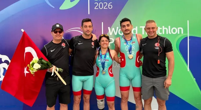 Kübra Dere ve Uğurcan Özer, Paratriatlon Dünya Kupası'nın Semerkant ayağında şampiyon oldu