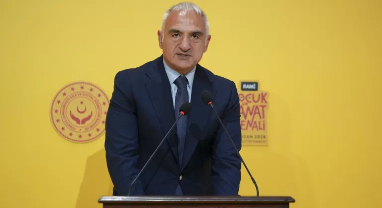 Kültür ve Turizm Bakanı Ersoy, Rami Çocuk ve Sanat Bienali'nin açılışına katıldı: