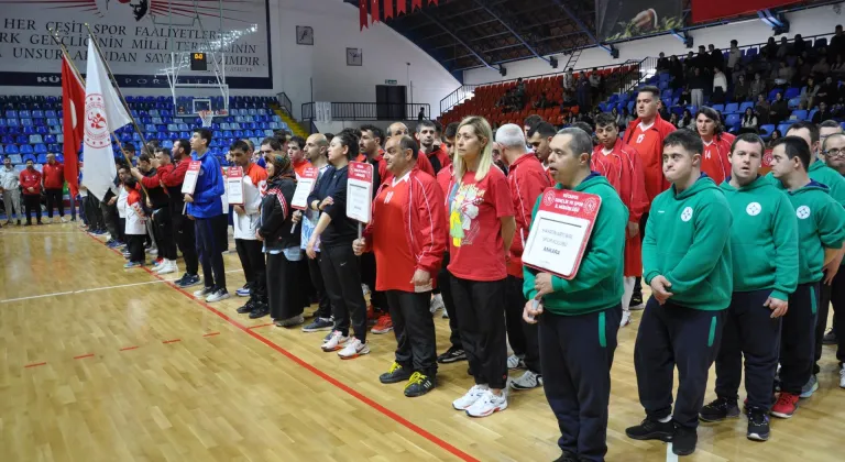Kütahya'da Özel Sporcular Yeşilay Türkiye Basketbol Şampiyonası başladı