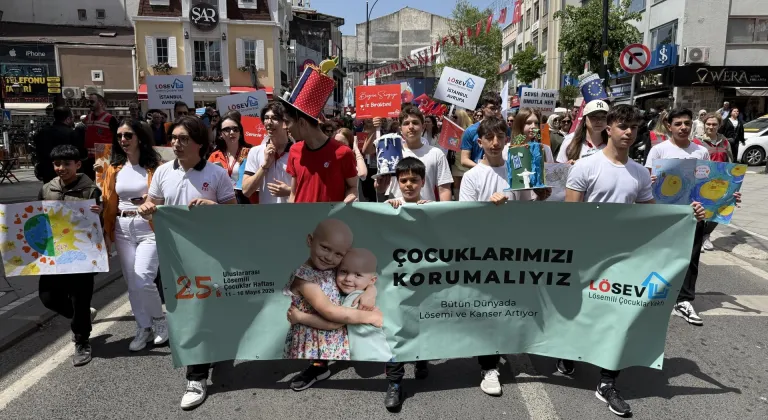 Lösemi çocuklar için Tekirdağ'da farkındalık yürüyüşü yapıldı
