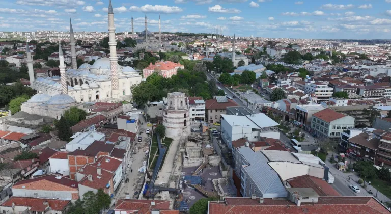Makedon Kulesi haziranda kapılarını açıyor