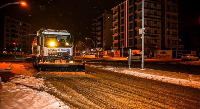 Malatya'da kar nedeniyle yaylada mahsur kalan 7 işçi kurtarıldı
