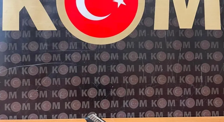 Manisa'da suç örgütüne yönelik soruşturma kapsamında yakalanan 7 şüpheli tutuklandı