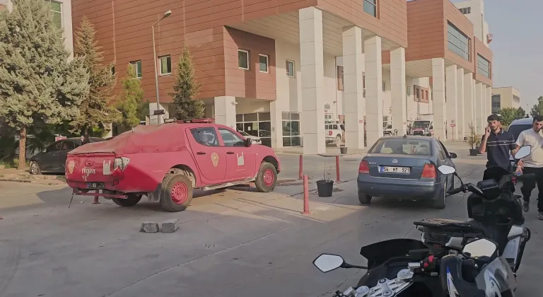 Mardin'de yangına müdahalede itfaiye aracının çarptığı itfaiye eri hayatını kaybetti