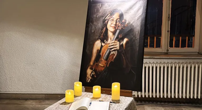 Mersin'de "Müziğin Sonsuzluğunda Yarım Kalan Bir Beste: Laçin Akyol" konseri verildi