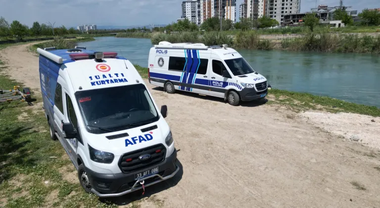 Mersin'de şelaleye girdikten sonra kaybolan genci arama çalışmaları sürüyor