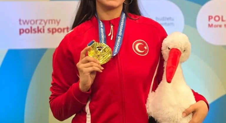 Milli atıcı Tuğba Bugur, 23 yaş altında Avrupa şampiyonu oldu
