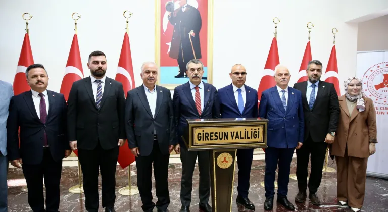 Milli Eğitim Bakanı Tekin, Giresun'da "Türkiye Yüzyılı Buluşmaları" programında konuştu: