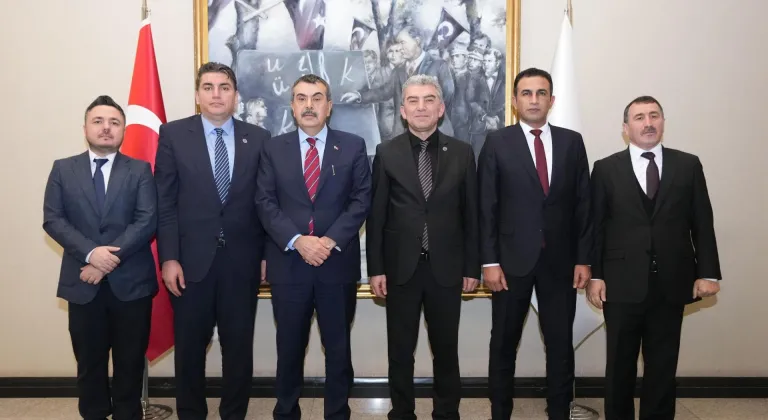 Milli Eğitim Bakanı Tekin, Hürriyetçi Eğitim Sen heyetini kabul etti
