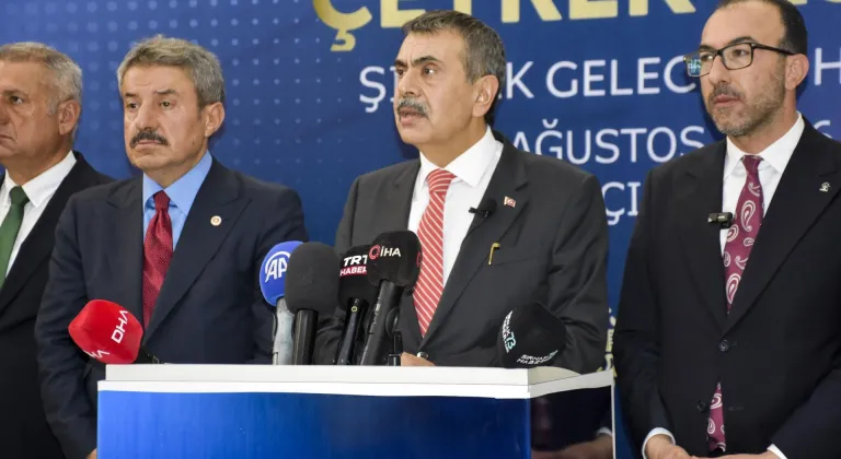 Milli Eğitim Bakanı Tekin, Şırnak'ta AK Parti'nin kuruluşunun 25. yıl dönümü programında konuştu: