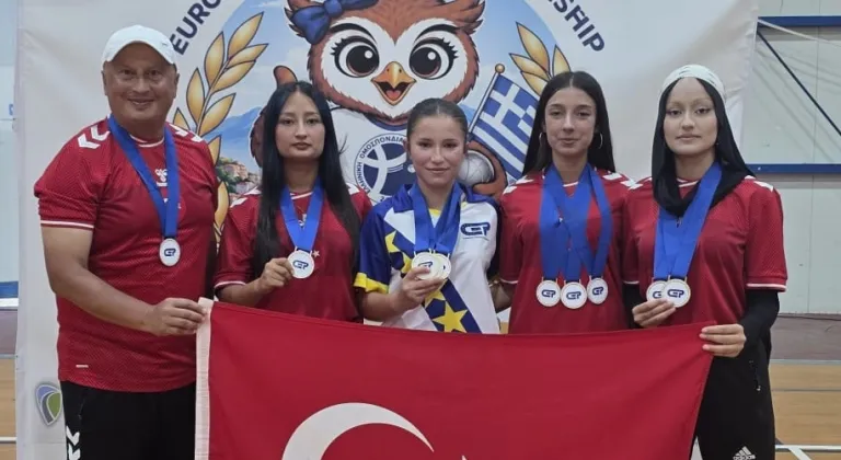 Milli sporcular, Kadınlar Avrupa Petank Şampiyonası'nda 2 madalya kazandı