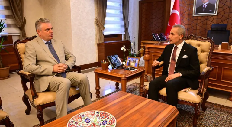 Moldova'nın Ankara Büyükelçisi Serebrian, Nevşehir'de ziyaretlerde bulundu