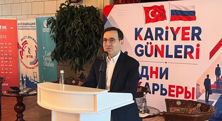 Moskova'da "Kariyer Günleri"nde Türk firmaları öğrencilere kapılarını açtı