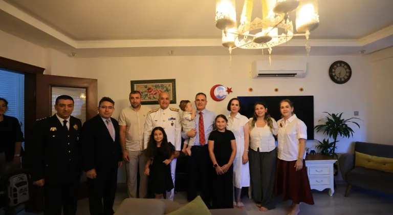 Muğla Valisi Akbıyık, Marmaris'te 15 Temmuz şehitlerinin ailelerini ve gazileri ziyaret etti