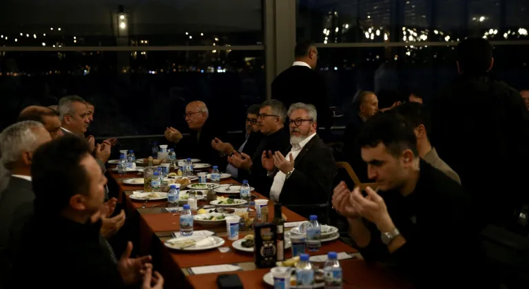 Muğla Valisi Akbıyık turizmcilerle iftarda buluştu