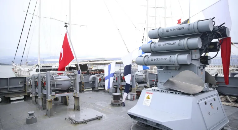 Muğla'da askeri gemiler ziyarete açıldı