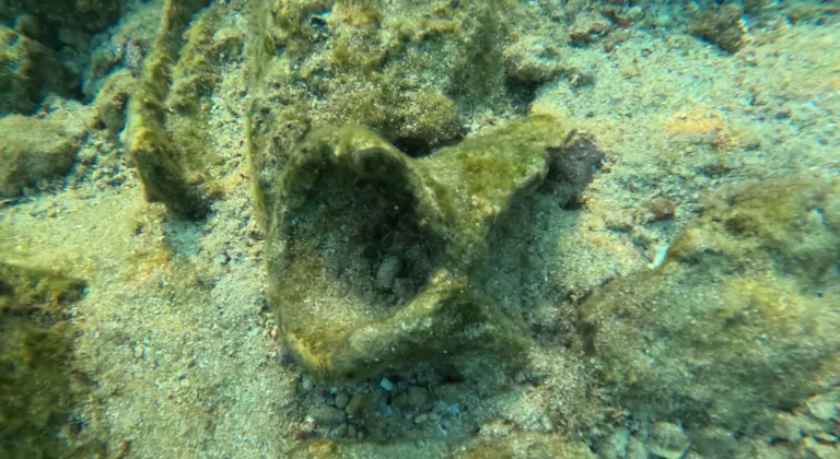 Muğla'da çocuğun dalışta fark ettiği kalıntılar antik izlere işaret etti