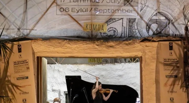 Muğla'da genç kemancılar 23. Gümüşlük Müzik Festivali kapsamında konser verdi