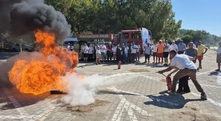 Muğla'da kum zambaklarıyla ünlü SARÇED Plajı'nda yangın tatbikatı yapıldı