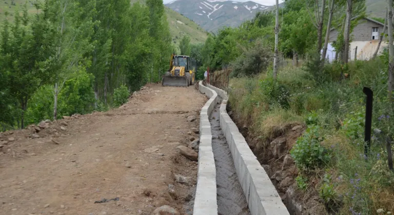 Muş'ta 6 bin 300 metre uzunluğundaki kanalla 225 hektar tarım arazisi suya kavuşacak