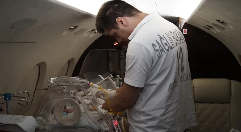 Muş'ta ambulans uçak Tülin bebek için havalandı